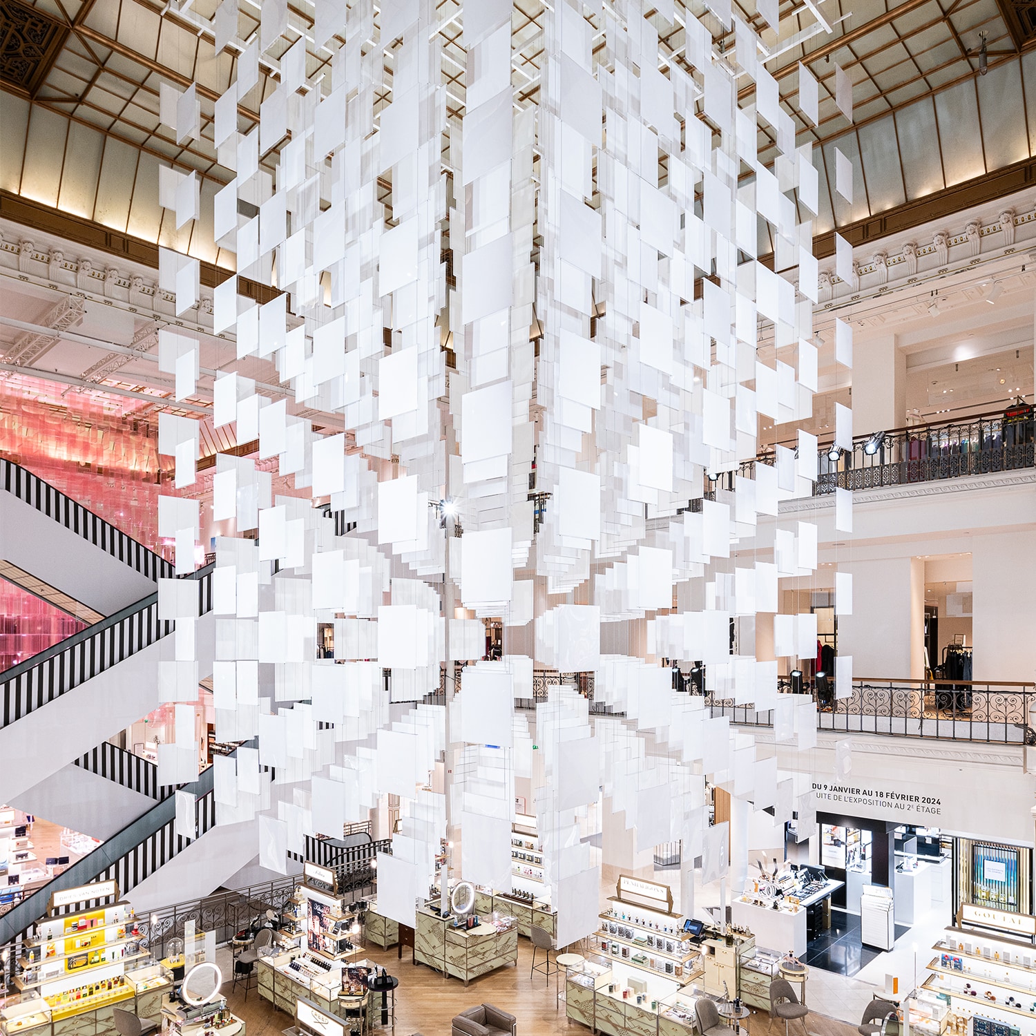 Aux Beaux Carrés: in situ works